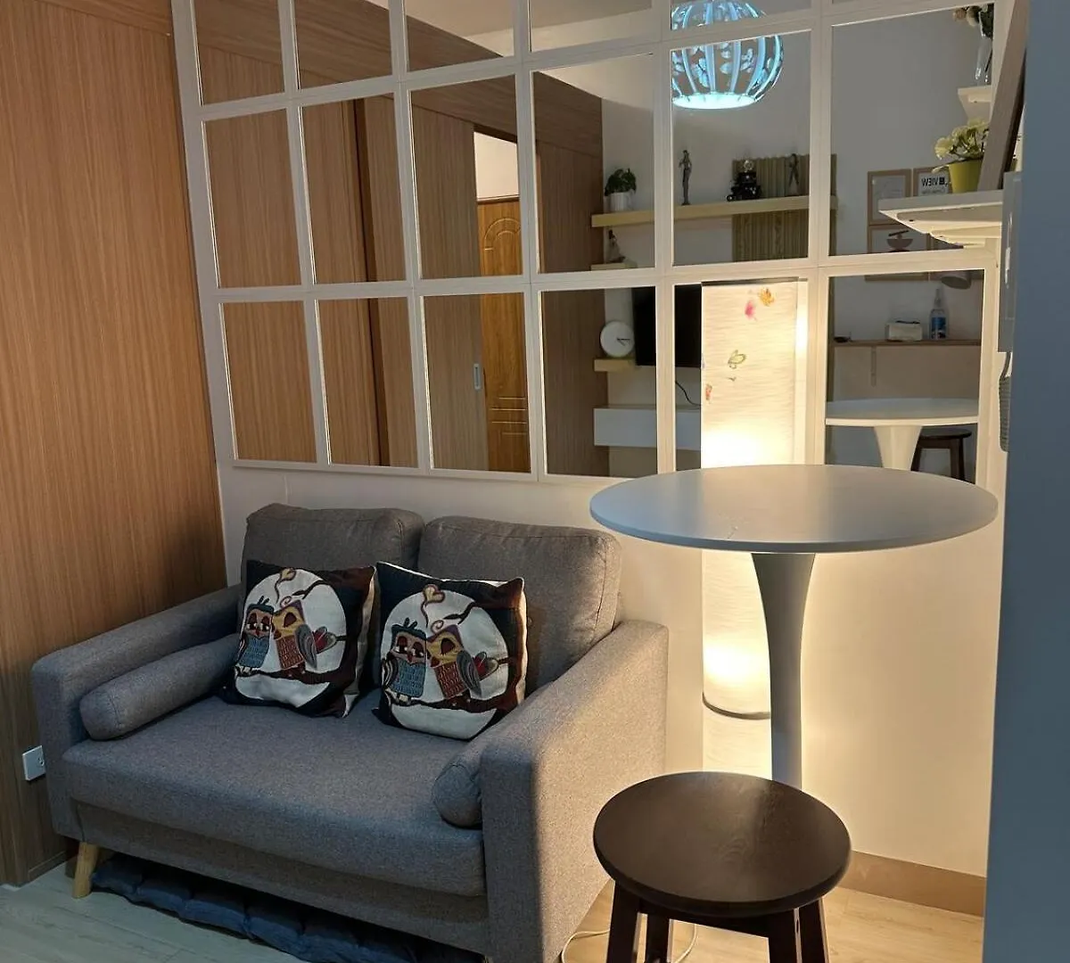 1Br Ayala Makati Apartment At Lush Residences Manila 0*,  Filippinerna