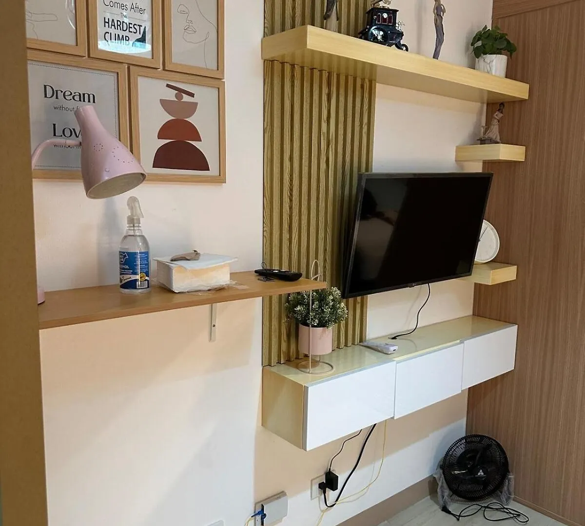 1Br Ayala Makati Apartment At Lush Residences Manila