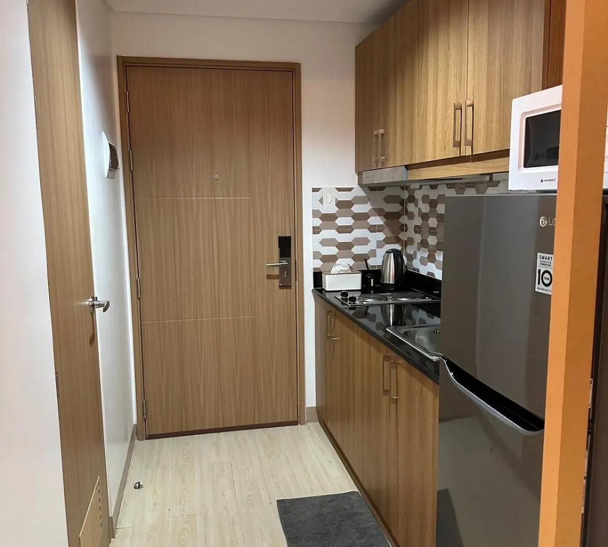 1Br Ayala Makati Apartment At Lush Residences Manila 0*,  Philippines