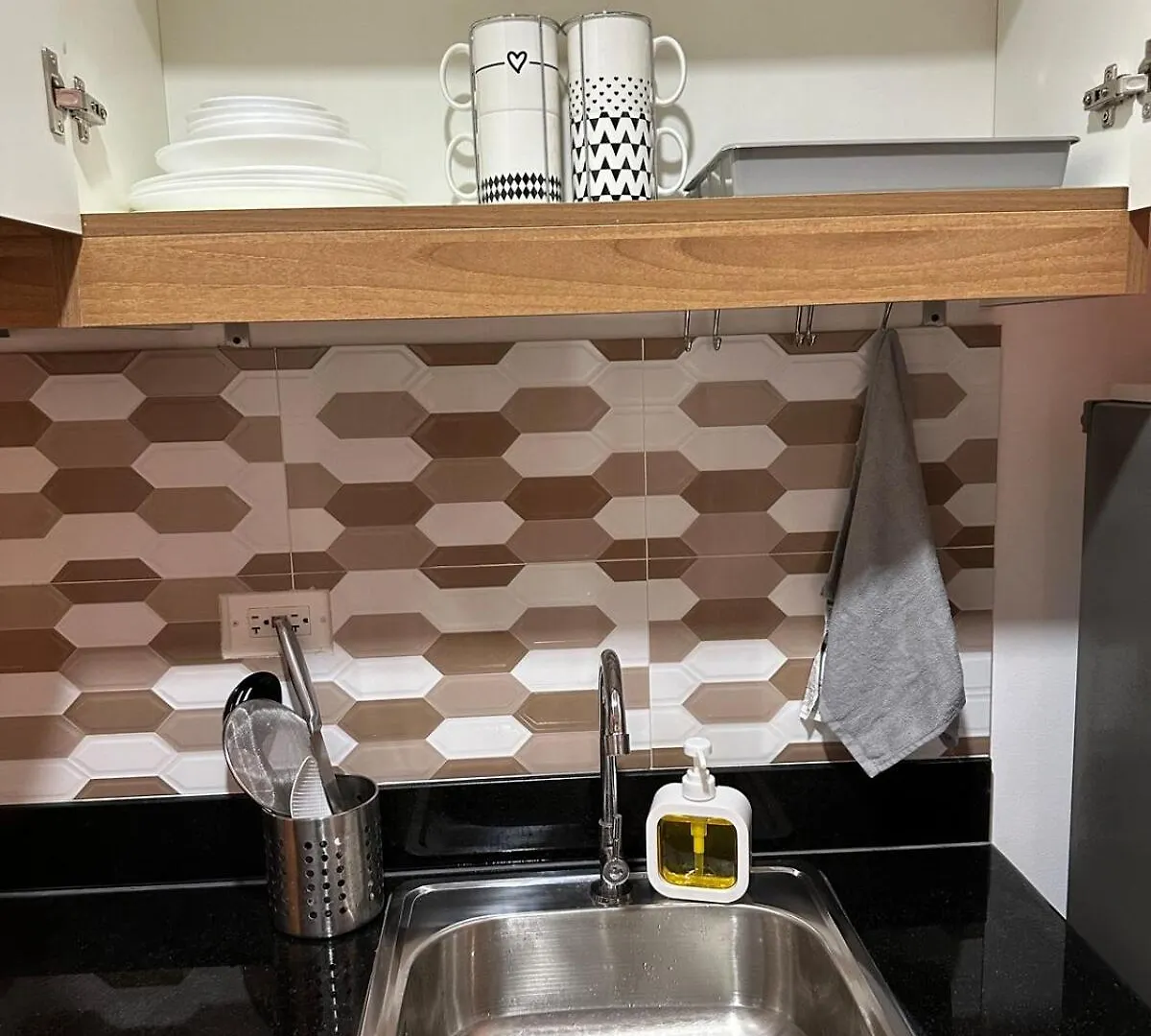 1Br Ayala Makati Apartment At Lush Residences Manila Philippines