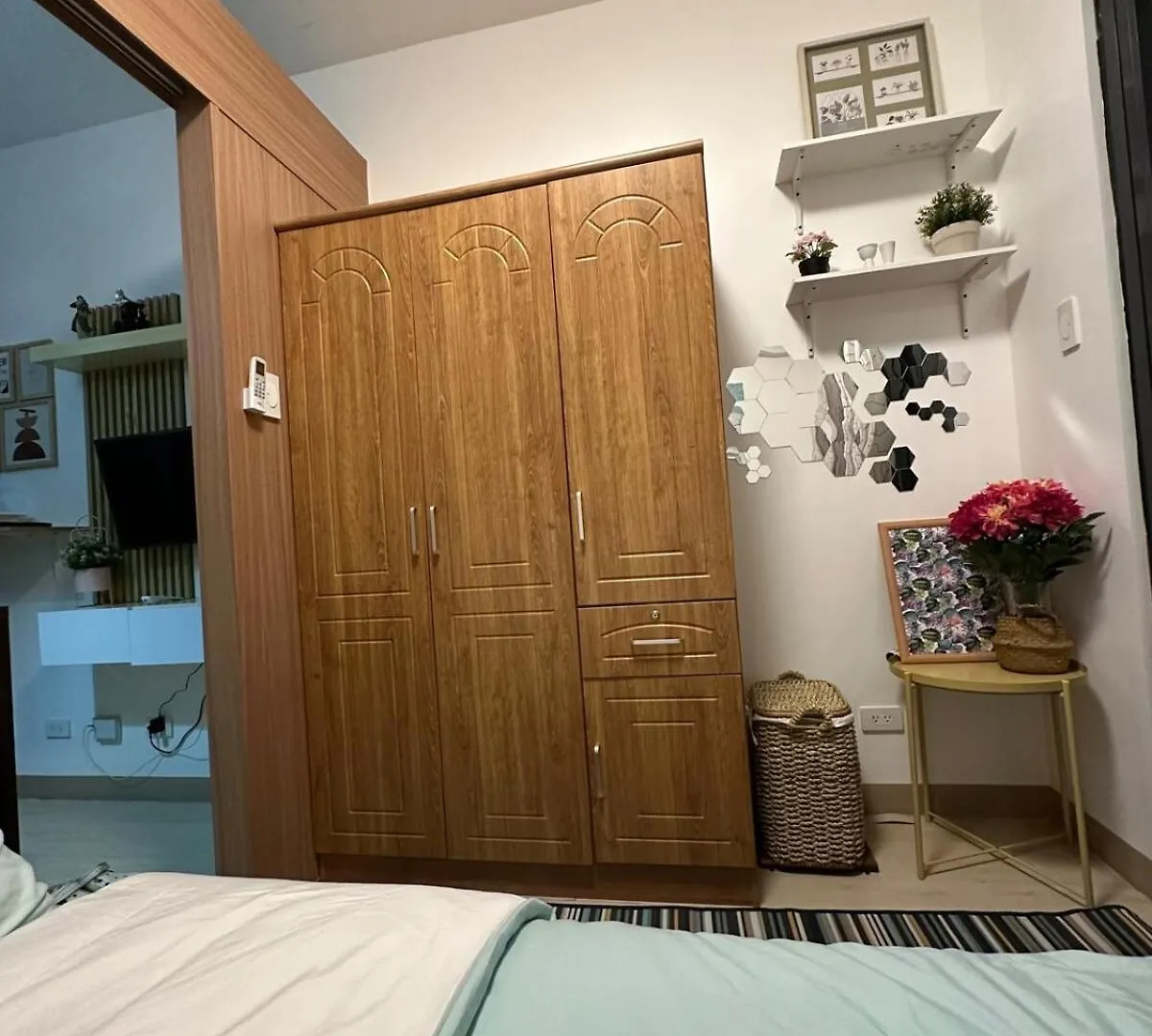 1Br Ayala Makati Apartment At Lush Residences Manila
